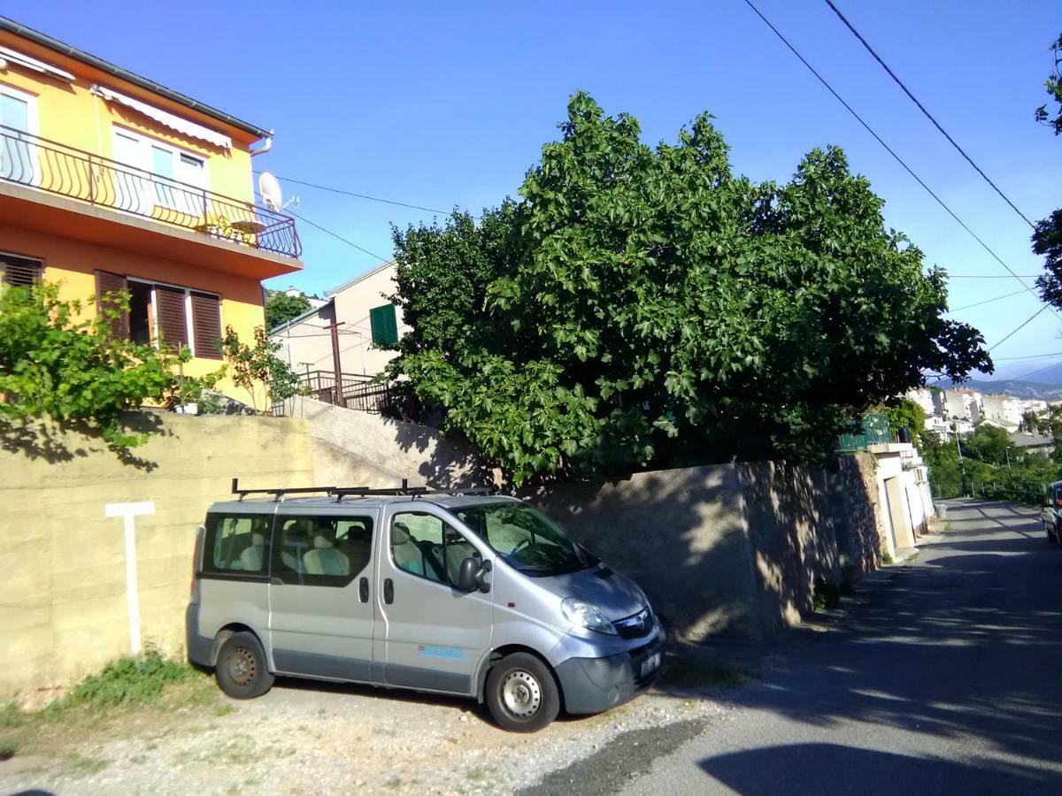 Apartments Mare Croatia Senj  Buitenkant foto